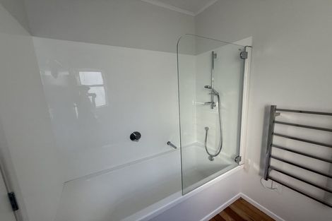 Photo of property in 143 Townsend Road, Miramar, Wellington, 6022