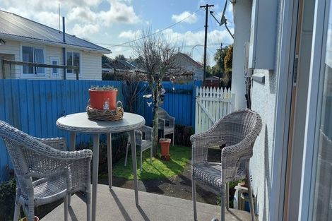 Photo of property in 11 Miranda Street, Stratford, 4332