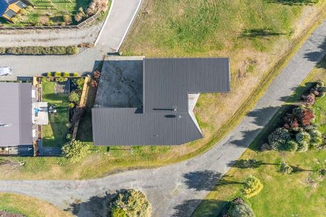 Photo of property in 35 Paton Place, Te Anau, 9600