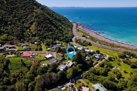 Photo of property in 6 Valley Road, Goose Bay, Kaikoura, 7374