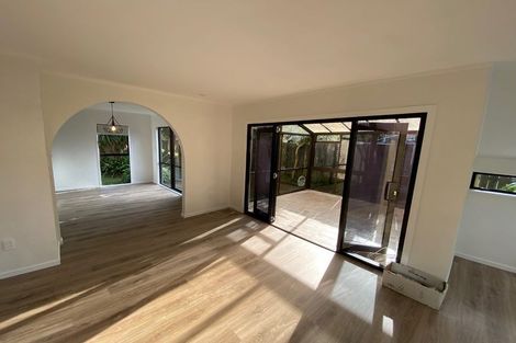 Photo of property in 1/8 Priestley Drive, Bucklands Beach, Auckland, 2014