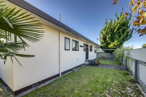 Photo of property in 2/290 Kennedy Road, Onekawa, Napier, 4110
