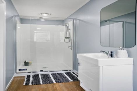 Photo of property in 64 Grey Street, Cambridge, 3434