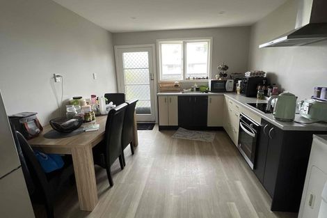 Photo of property in 2/72 Geraldine Street, Edgeware, Christchurch, 8013