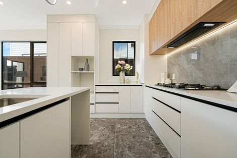 Photo of property in 6 Pineview Drive, Rosehill, 2113