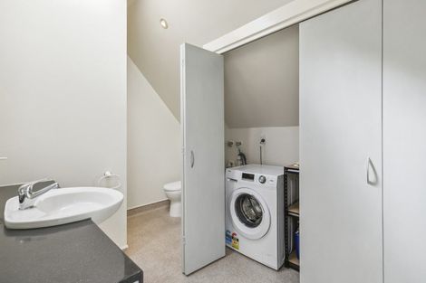 Photo of property in 31u3 Majoribanks Street, Mount Victoria, Wellington, 6011
