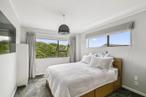 Photo of property in 35 Raumati Terrace, Khandallah, Wellington, 6035
