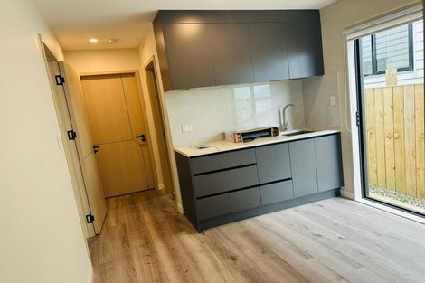 Photo of property in 14 Glann Lane, Flat Bush, 2019