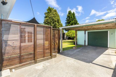 Photo of property in 61 Oregon Drive, Maoribank, Upper Hutt, 5018