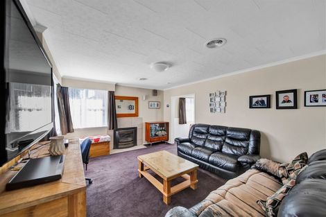 Photo of property in 8 Maire Street, Hawera, 4610