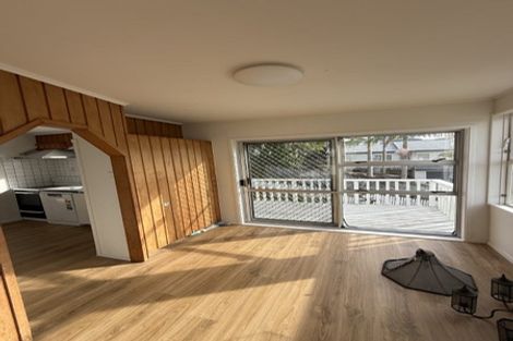 Photo of property in 45 Juniper Road, Sunnynook, Auckland, 0620
