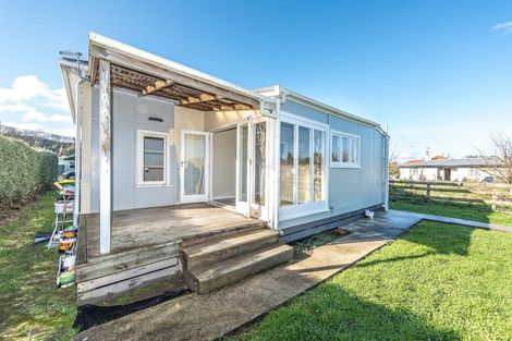 Photo of property in 51 Roberts Avenue, Aramoho, Whanganui, 4500