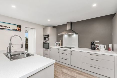 Photo of property in 30 Burnham School Road, Rolleston, 7614