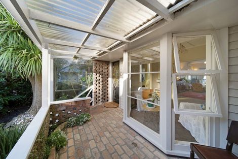 Photo of property in 23 Pohutukawa Avenue, Shelly Park, Auckland, 2014