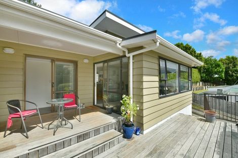 Photo of property in 7 Mangakura Road, Helensville, 0800
