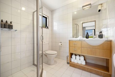 Photo of property in 2a London Lane, Queenstown, 9300