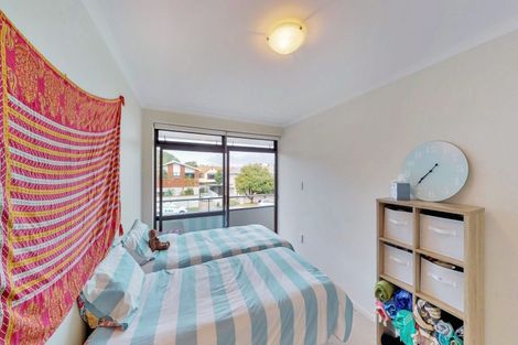 Photo of property in 40 Maunganui Road, Mount Maunganui, 3116