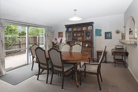 Photo of property in 7 Brigadoon Place, Avonhead, Christchurch, 8042