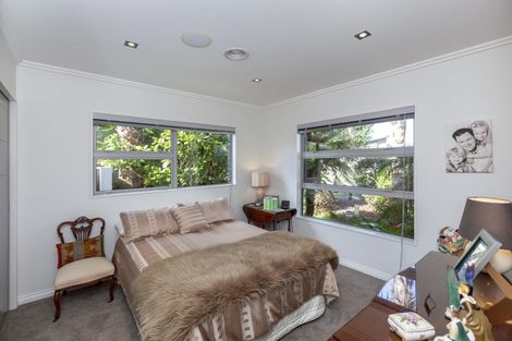 Photo of property in 5 Hana Udy Place, Paraparaumu Beach, Paraparaumu, 5032