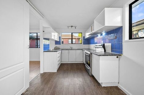 Photo of property in 4/14 Taitimu Drive, Weymouth, Auckland, 2103