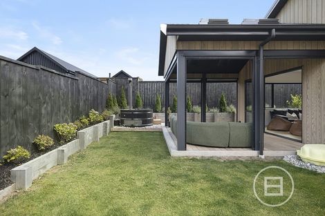 Photo of property in 22 Forage Road, Jacks Point, 9371