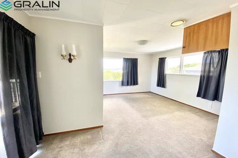 Photo of property in 11 Dundas Place, Henderson, Auckland, 0612