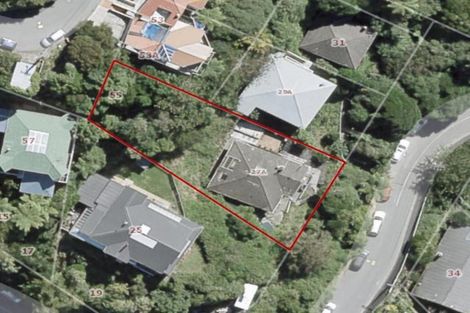 Photo of property in 27 Garden Road, Northland, Wellington, 6012