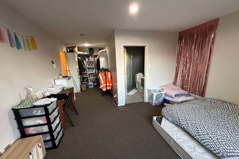 Photo of property in 43 Renata Crescent, Te Atatu Peninsula, Auckland, 0610