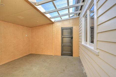 Photo of property in 9 Essex Street, Mossburn, 9792