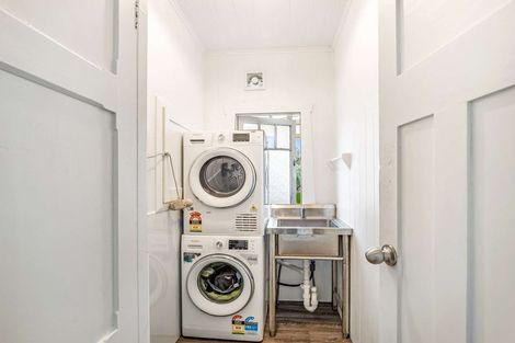 Photo of property in 42 Seddon Street, Aramoho, Whanganui, 4500