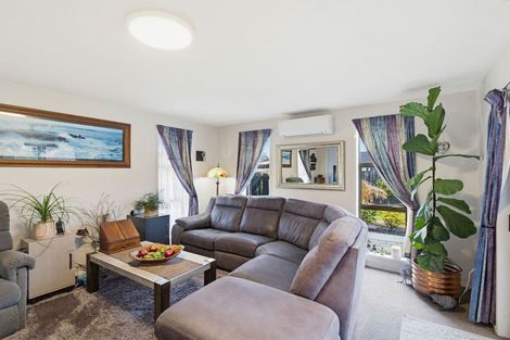 Photo of property in 9 Glenys Place, Broomfield, Christchurch, 8042