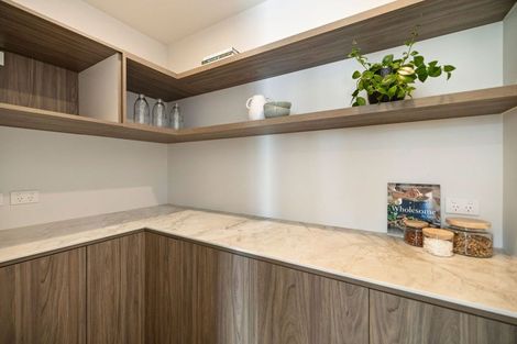 Photo of property in 10 Soudley Court, Jacks Point, Queenstown, 9371