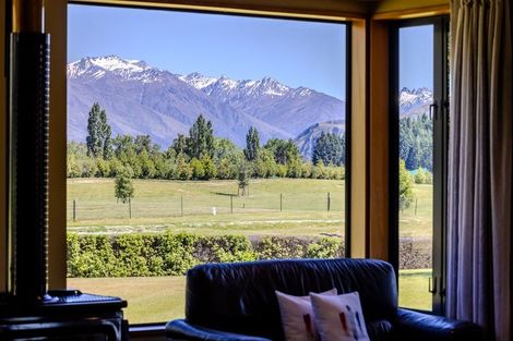 Photo of property in 90 Golf Course Road, Wanaka, 9305