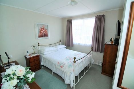 Photo of property in 22 Cairngorm Place, Tokoroa, 3420