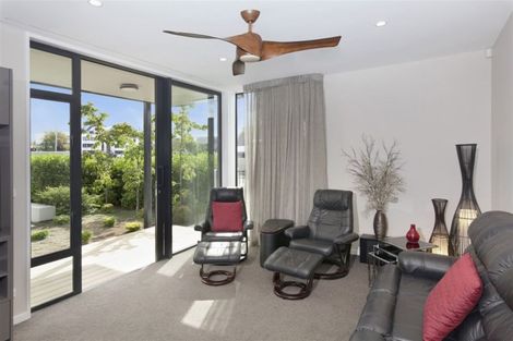 Photo of property in 50 Kilmore Street, Christchurch Central, Christchurch, 8013