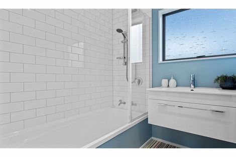 Photo of property in 53 Arcon Drive, Broomfield, Christchurch, 8042