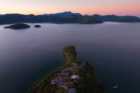 Photo of property in 318 Port Underwood Road, Whatamango Bay, Picton, 7281