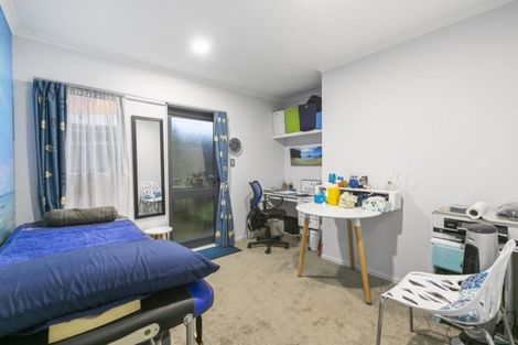 Photo of property in 11 Lakeview Quay, Pyes Pa, Tauranga, 3112