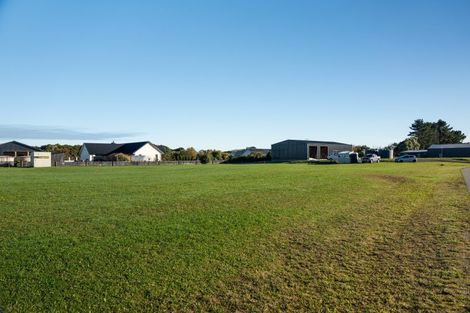 Photo of property in 48 Ochail Way, Otatara, 9879