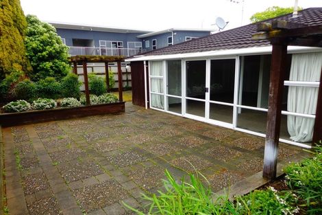 Photo of property in 205 Fitzherbert Avenue, West End, Palmerston North, 4410