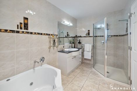 Photo of property in 8 Waikura Drive, Te Atatu Peninsula, Auckland, 0610