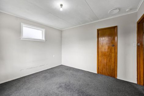 Photo of property in 42 Puriri Street, Hawera, 4610
