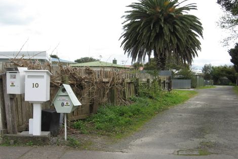 Photo of property in 12 Chester Crescent, West End, Palmerston North, 4410