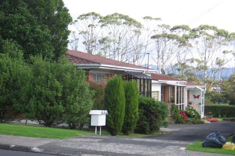 Photo of property in 3/17 Captain Scott Road, Glen Eden, Auckland, 0602