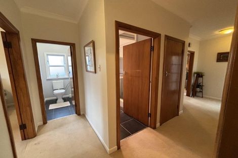 Photo of property in 1 Durie Vale Road, Durie Hill, Whanganui, 4500