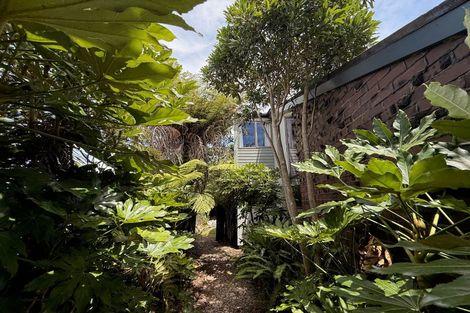 Photo of property in 9 Wilfred Street, St Andrews, Hamilton, 3200