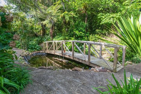 Photo of property in 195 Driving Creek Road, Coromandel, 3506