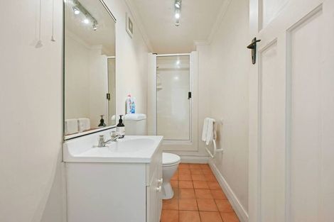 Photo of property in 35 Thackeray Street, Hamilton Lake, Hamilton, 3204