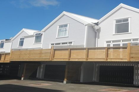 Photo of property in Pirie Street Townhouses, 32/35u Pirie Street, Mount Victoria, Wellington, 6011
