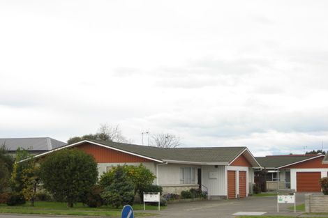 Photo of property in 4/219 Taradale Road, Pirimai, Napier, 4112